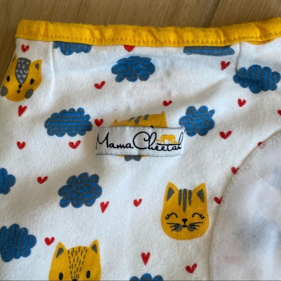 Mama Cheetah Swaddle small/medium 7-14 pounds cat and clouds velcro closure - Picture 5 of 5